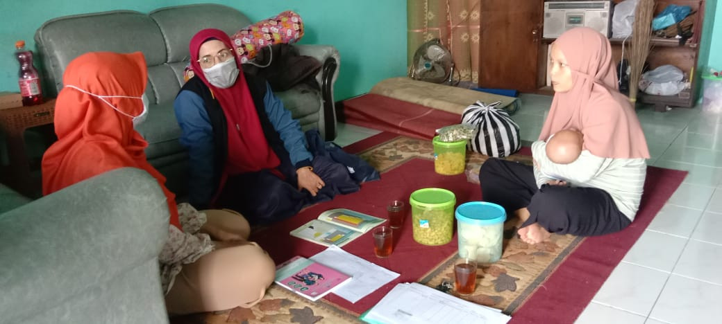 Pendampingan keluarga oleh TPK, di Padukuhan Pikgondang