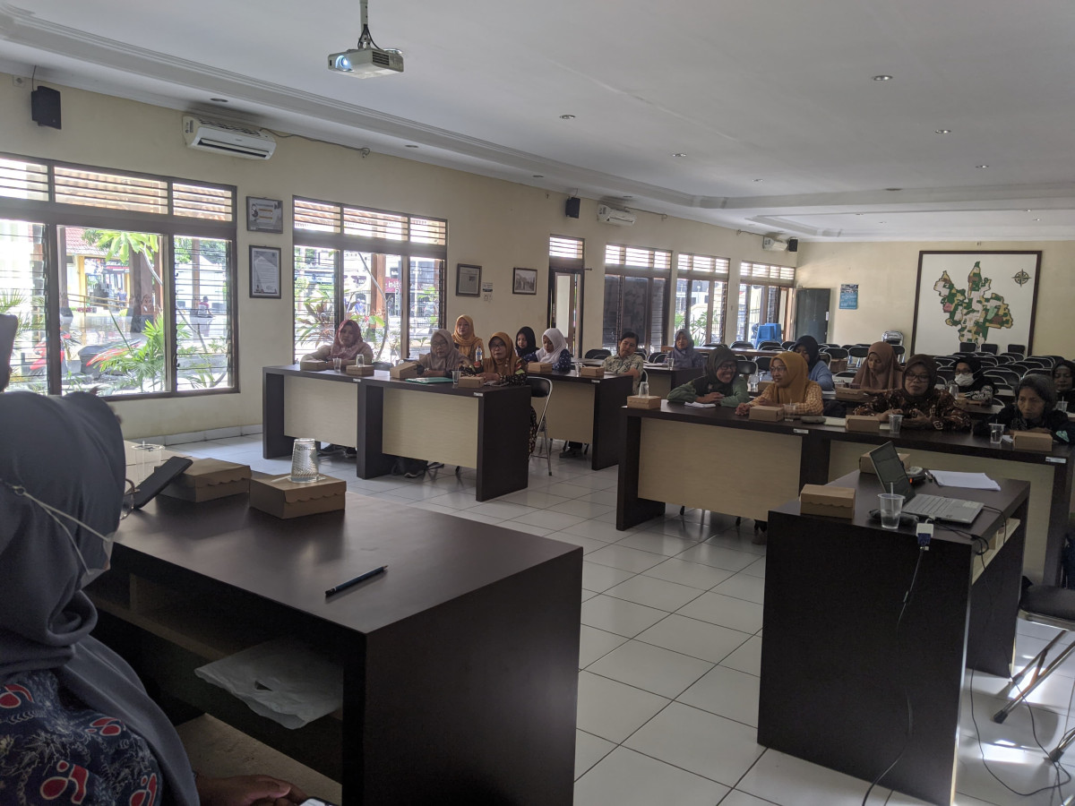 Rapat koordinasi  Kampung KB Condongcatur