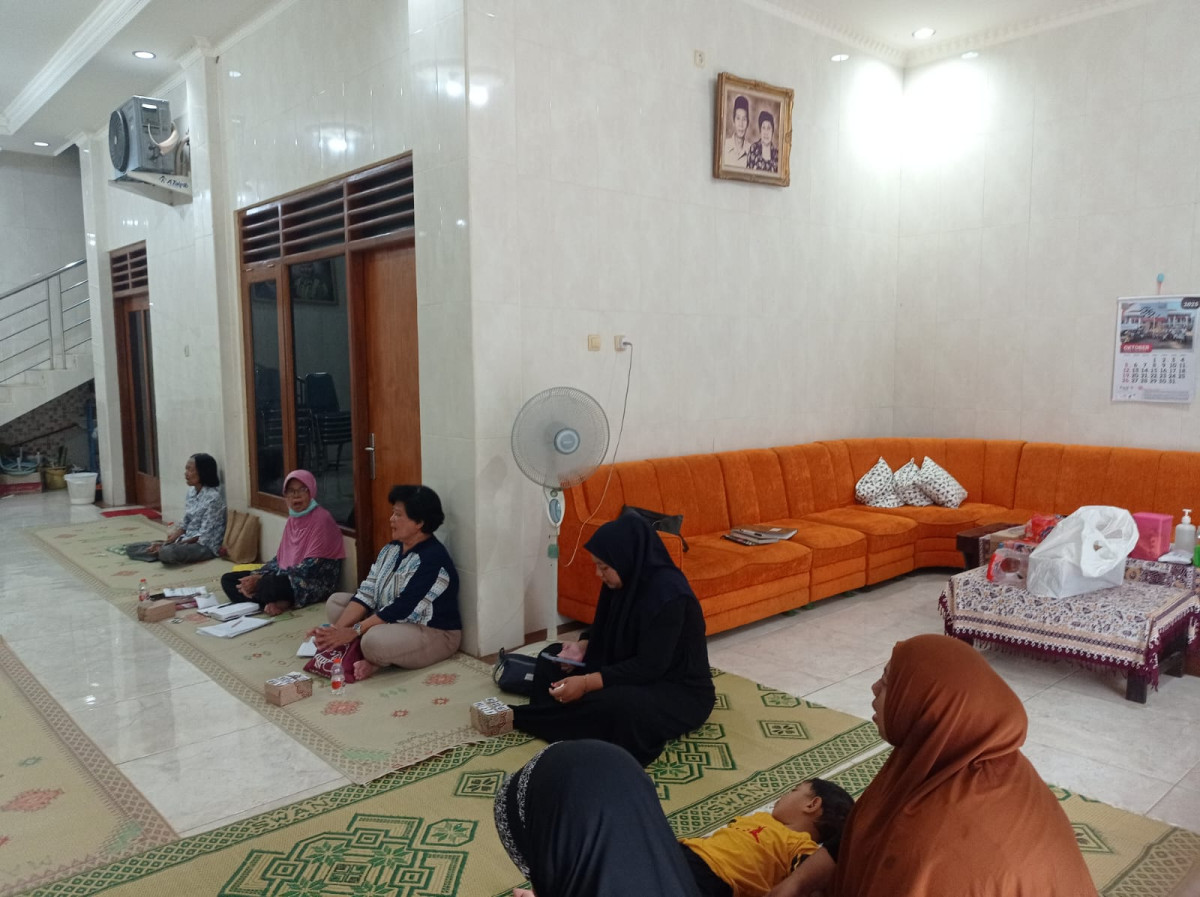 Pertemuan PKK RT 7 RW 22 Ngringin