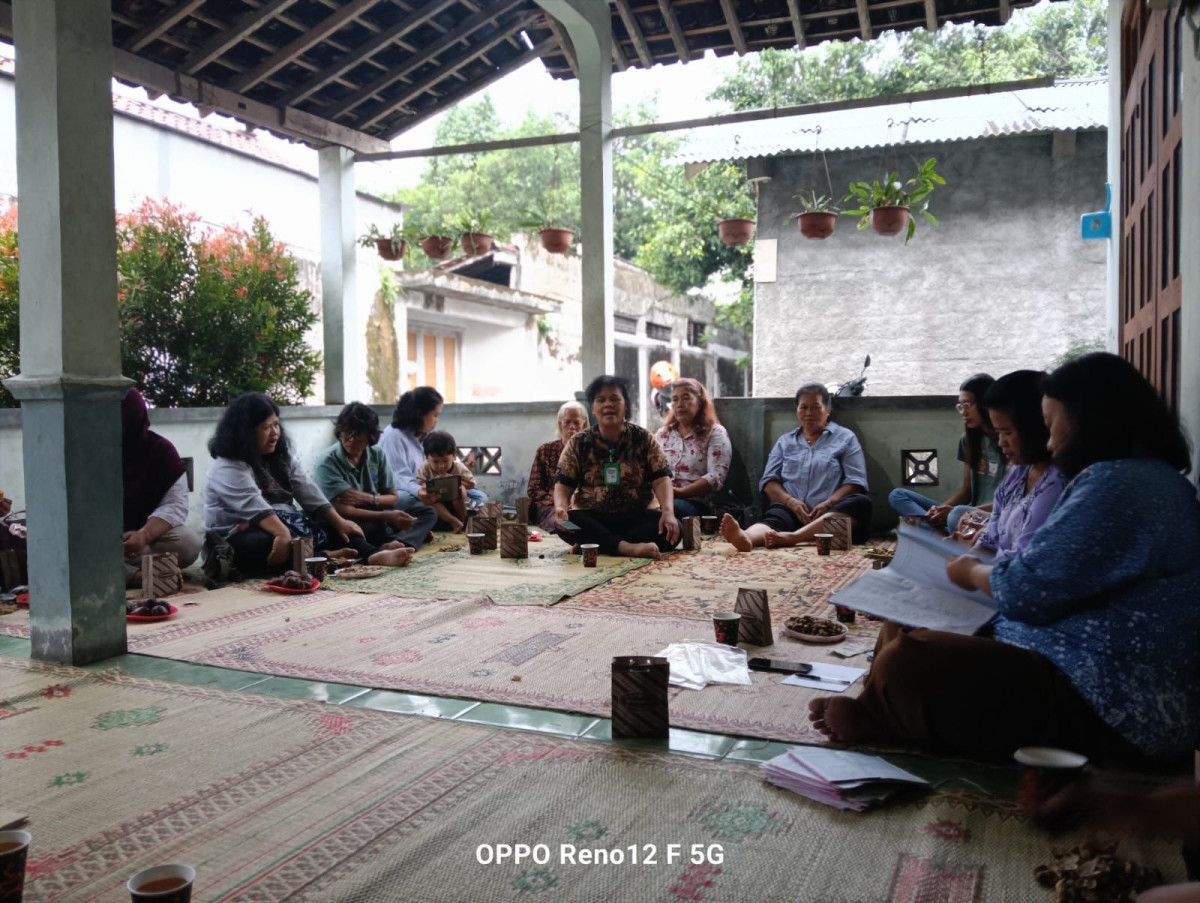 Dawis Mawar Merah RT 05 Sengkan Joho