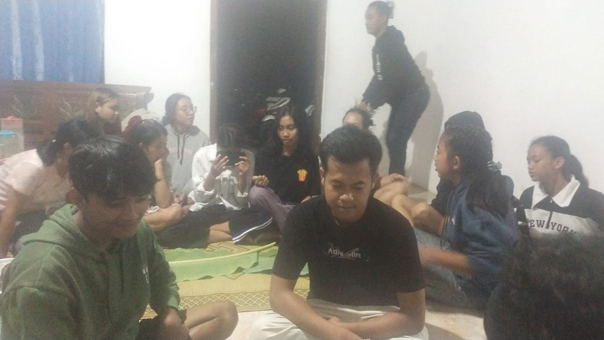 PERTEMUAN KARANG TARUNA GAYAM