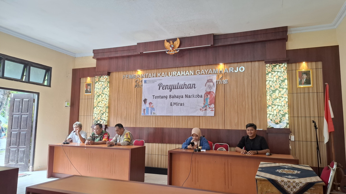 Penyuluhan tentang Bahaya Narkoba dan Minuman Keras Kalurahan Gayamharjo