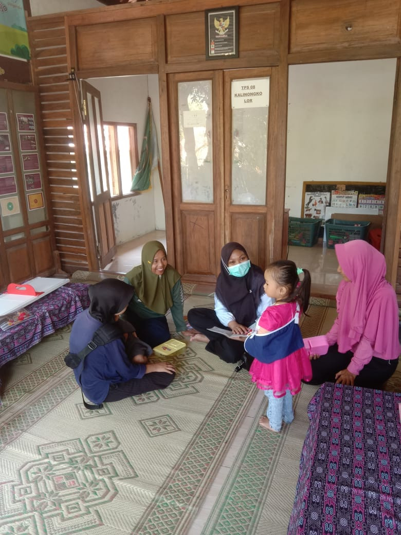Pendampingan Balita oleh TPK 6 Padukuhan Kalinongko Lor