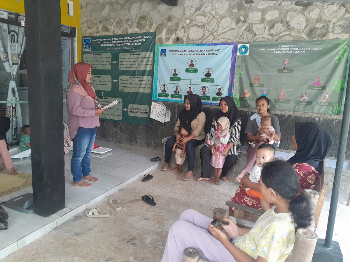 Kegiatan BKB pisang dusun kalinongko kidul