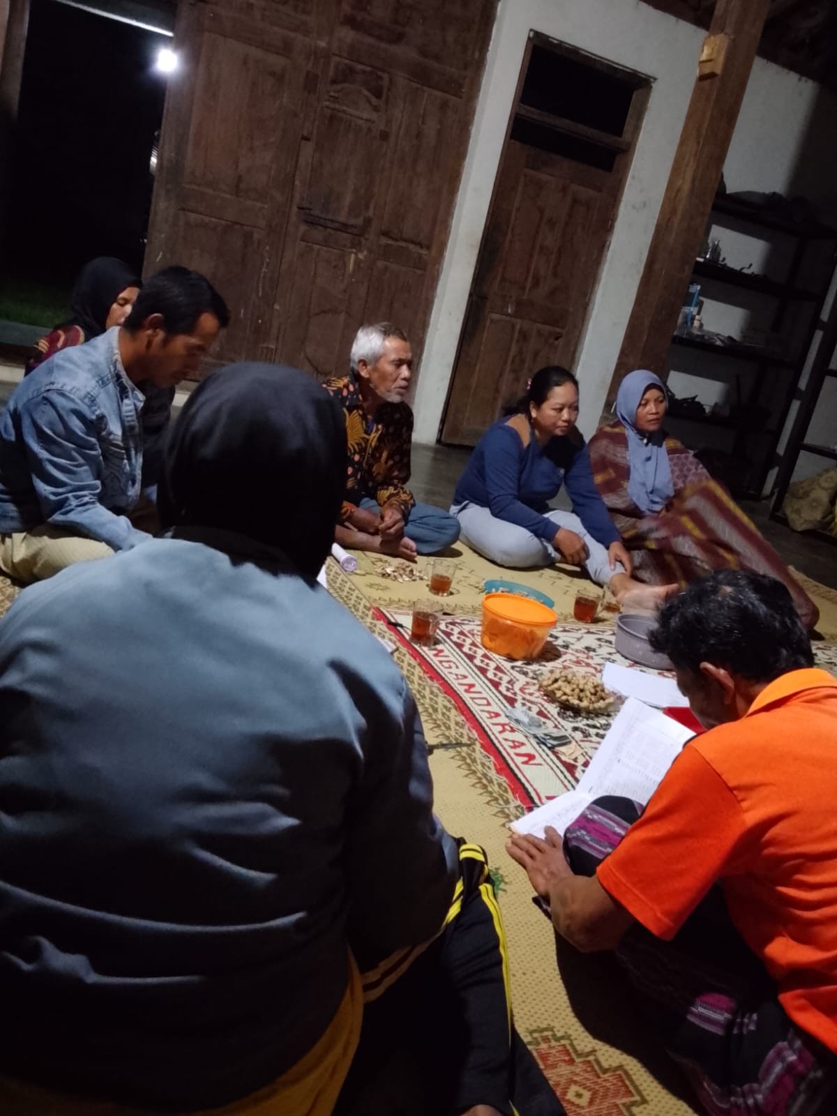 kegiatan arisan RT padukuhan nawung