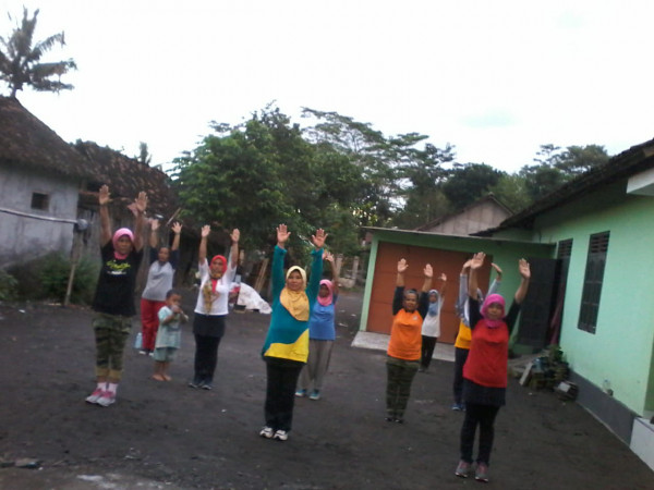 senam Rutin Selasa Sore