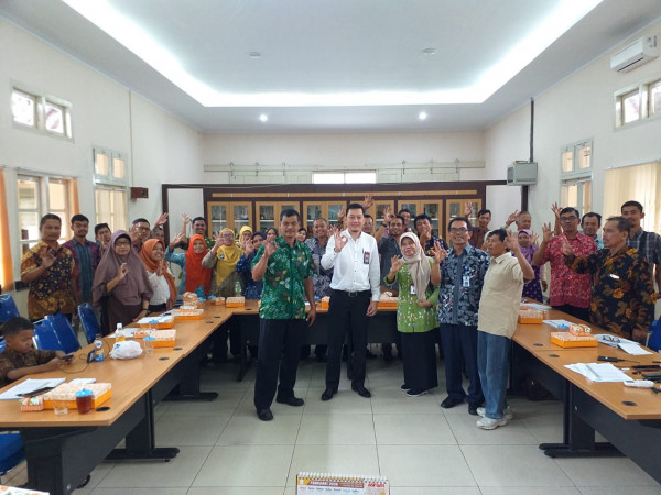 Sosialisasi Rumah Data kependudukan