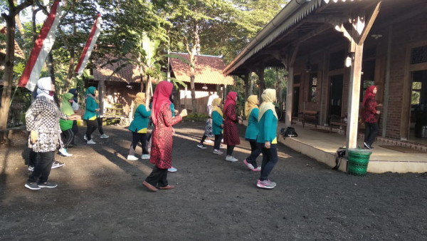 Senam jingle three end