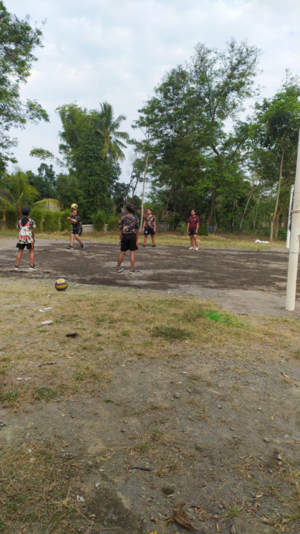 Latihan Volly