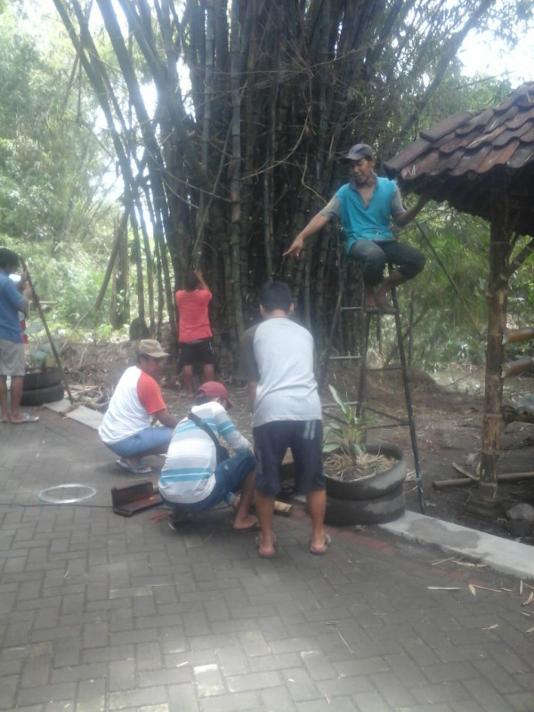 Gotong Royong Warga Rogobangsan