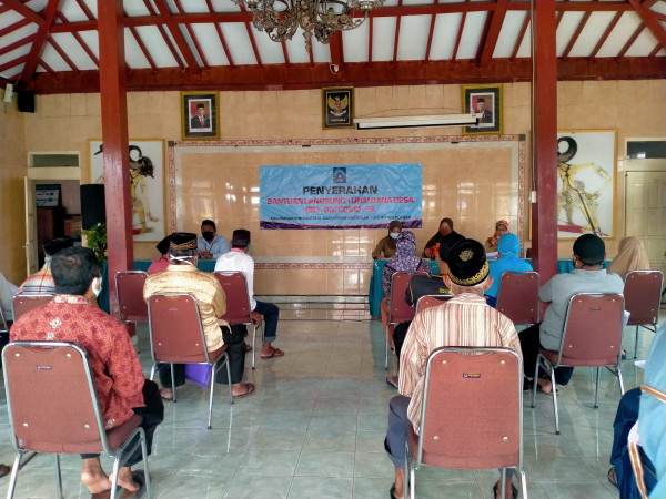 Penyerahan BLT DD Kalurahan Bimomarrtani