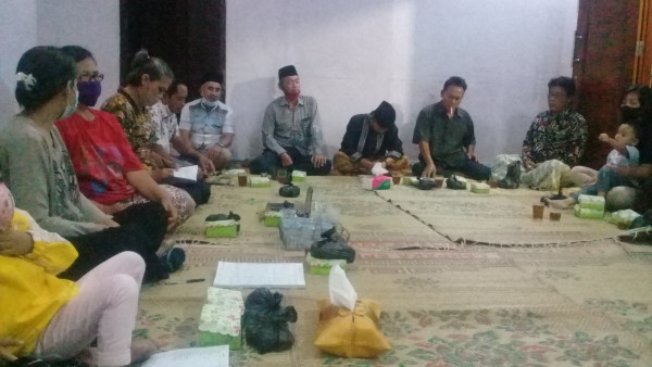 Kegiatan syawalan RT 04 dusun Koroulon Kidul