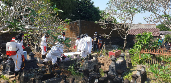 Pemakaman Covid 19 Dusun Koroulon Kidul