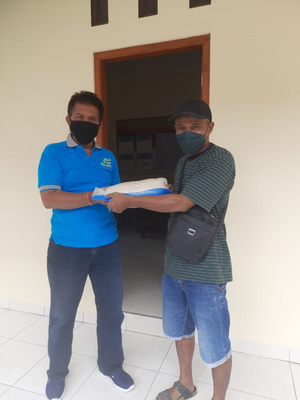 Pembagian Bansos dari Kemensos Berupa Beras 5 kg