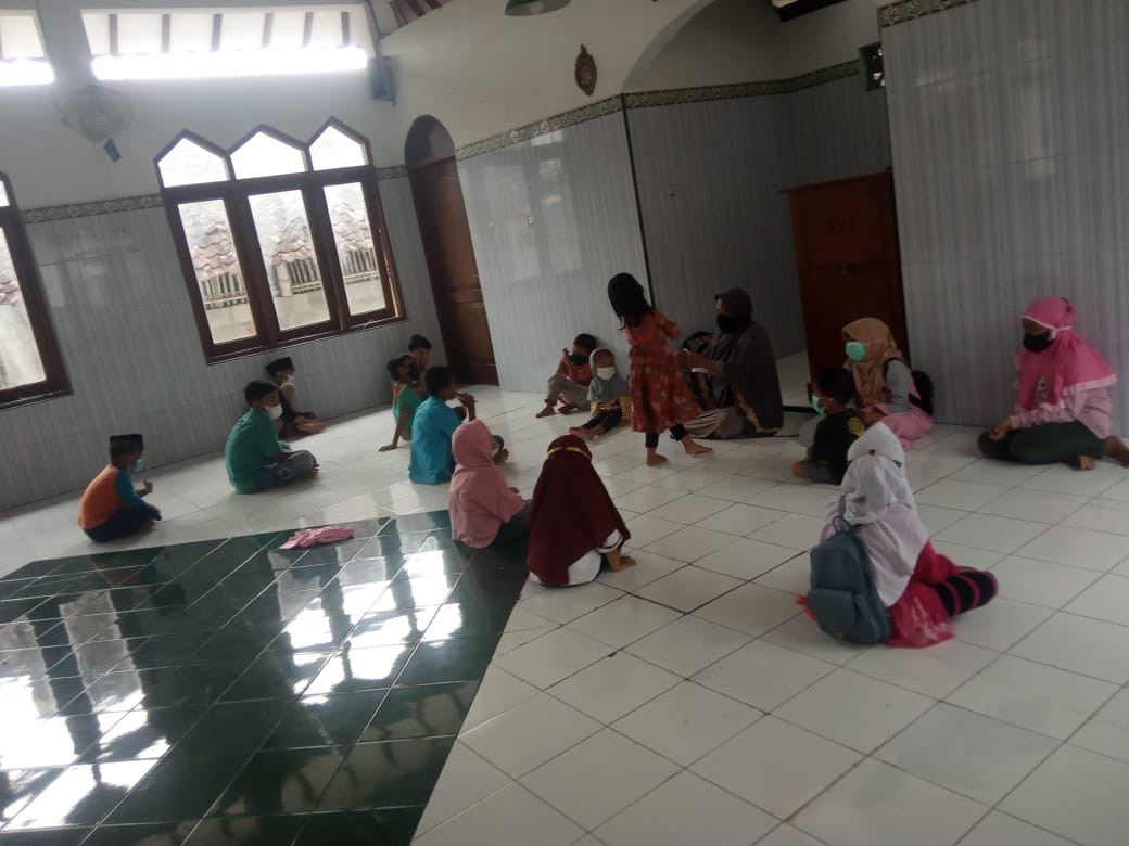 Kegiatan TPA Rutin Rogobangsan