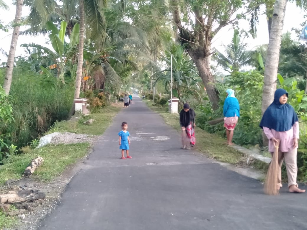 Kerja Bakti kelompok Dasawisma Matahari 3 Dusun Sorasan