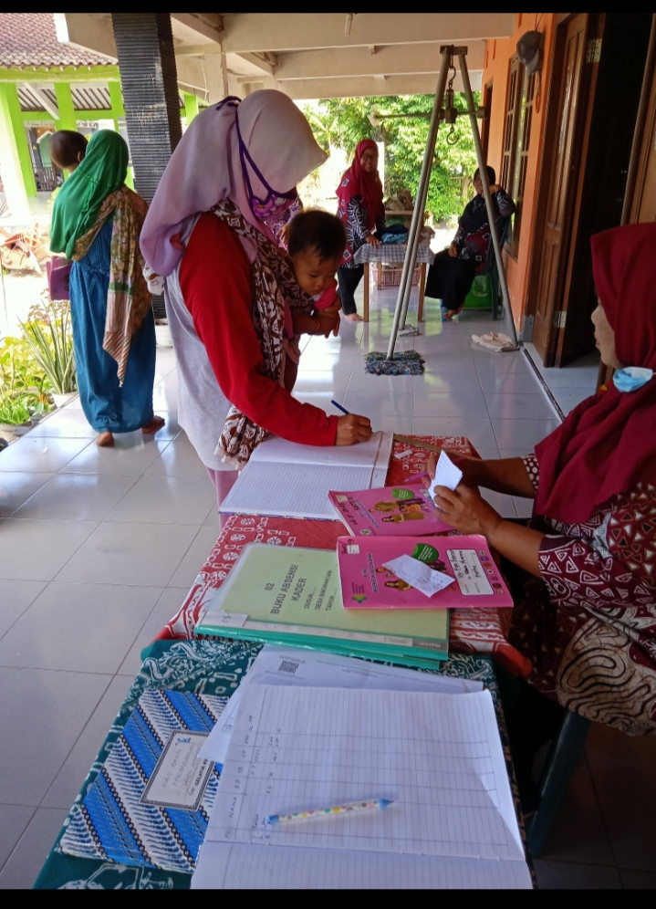 Pengisian daftar hadir