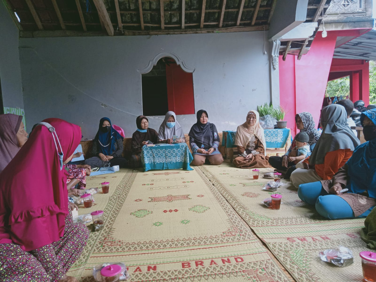 Pembinaan BKL "LARAS ATI" Macanan  Bimomartani