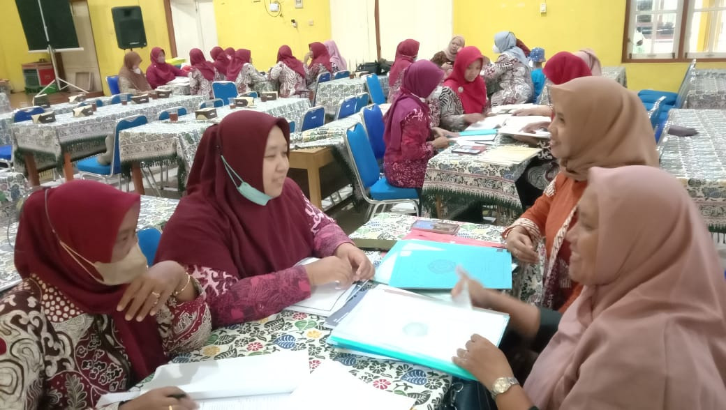 Study Banding TP PKK Kalurahan Bimomartani