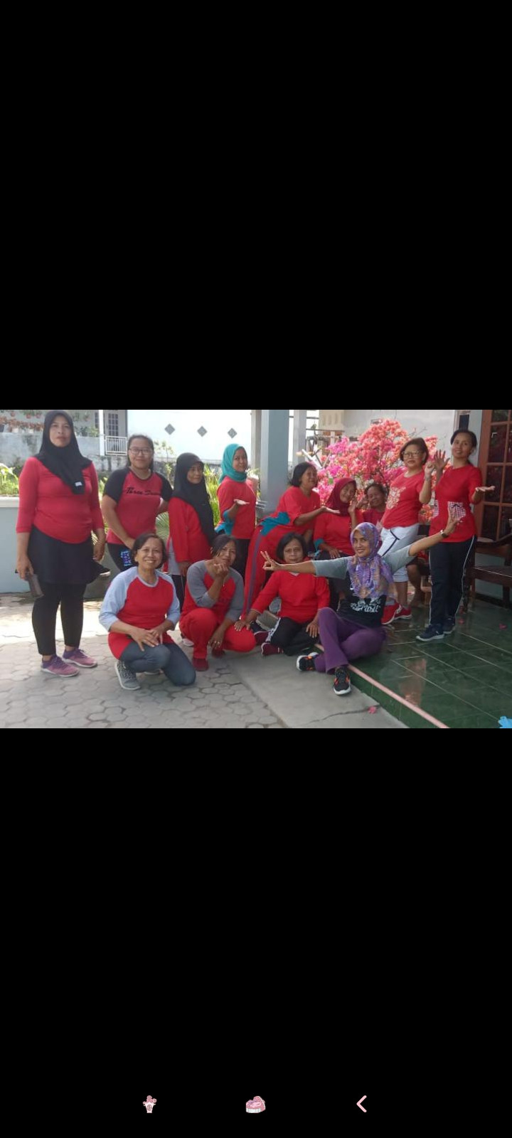 Kegiatan senam rutin dusun koroulon kidul