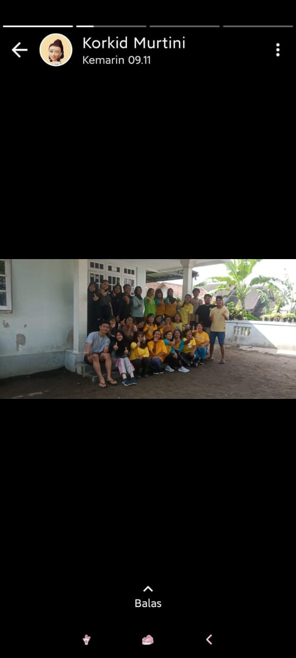 Senam Rutin Koroulon Kidul Bersama Mahaiswa KKN UST