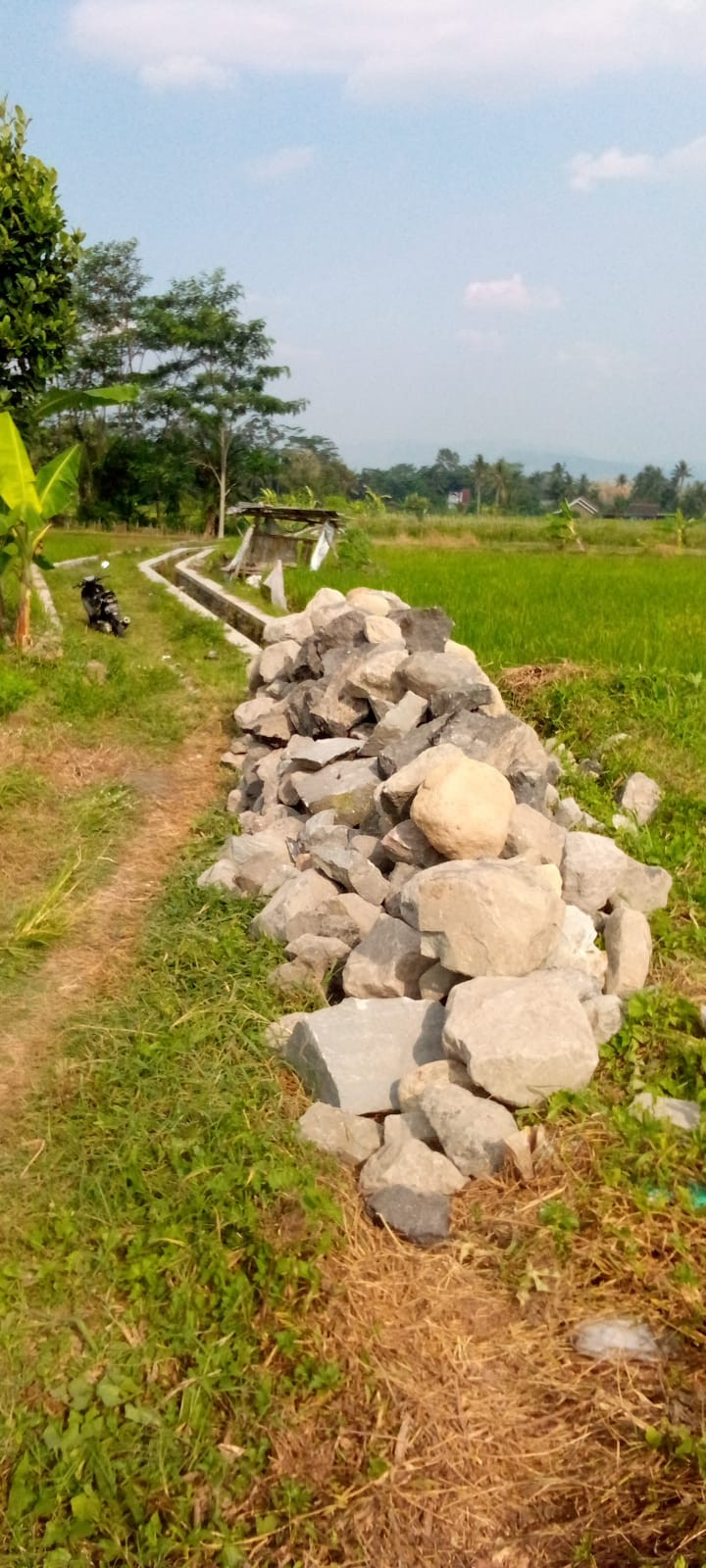 MATERIAL BAHAN UNTUK KEGIATAN PEMBANGUNAN TALUD KORULON KIDUL