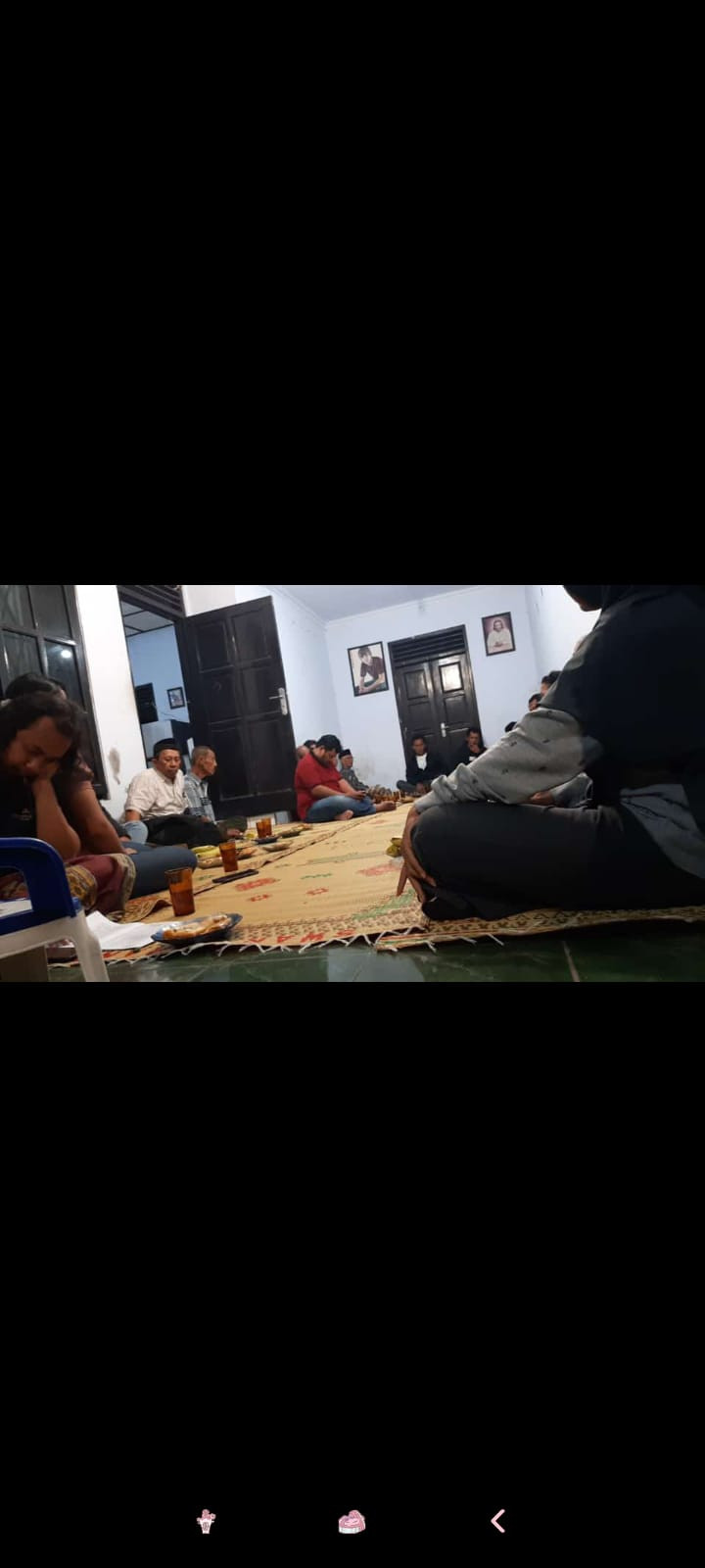RAPAT PANITIA PERNIKAHAN MARIA NATHALIA KOROULON KIDUL