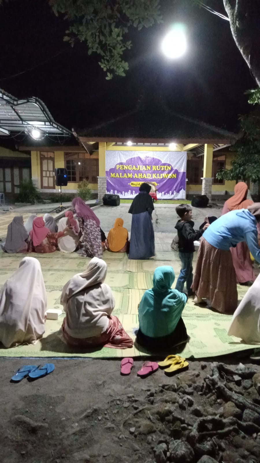 Pengajian Akbar malam Minggu Kliwon