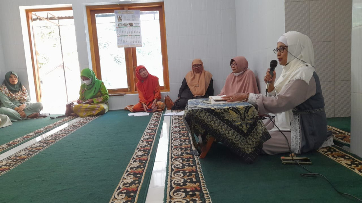 Pengajian muslimat ranting Bimomartani