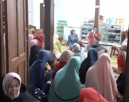 Pertemuan rutin PKK dusun Krebet