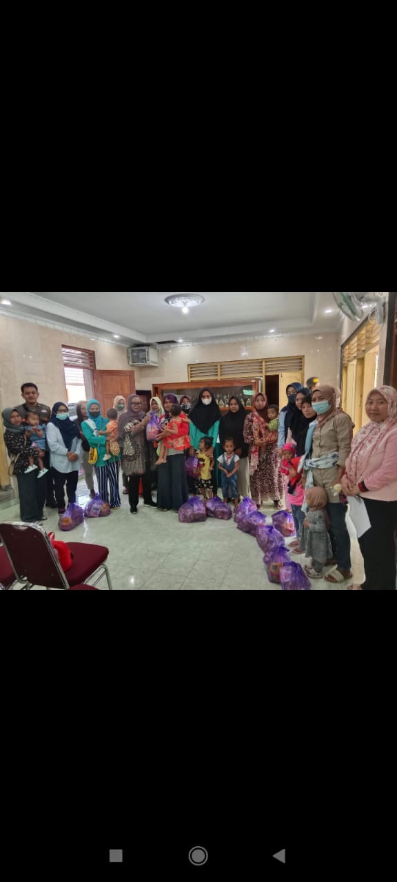 Penerimaan PMT Balita Koroulon Kidul Oleh kalurahan Bimomartani