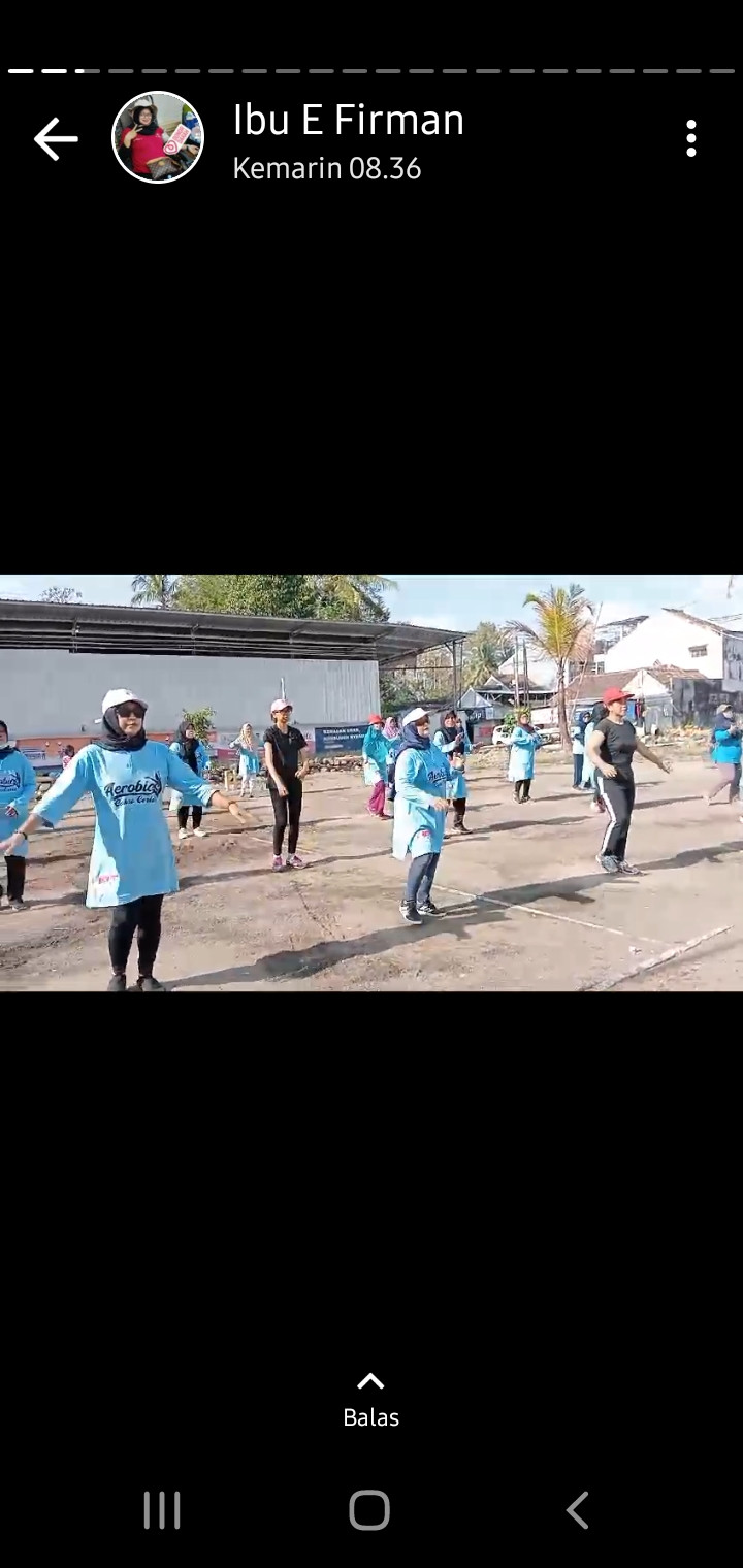 Senam lansia cokrogaten