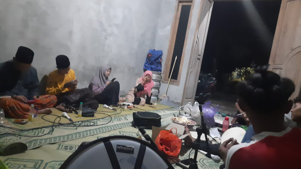 Latihan rutinan hadroh tegal  jaten balong