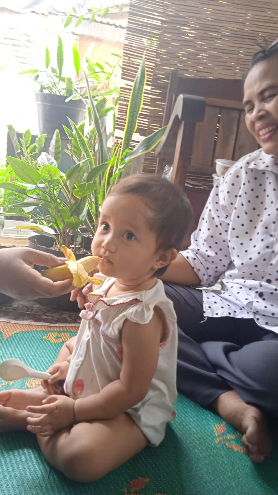 Posyandu Balita Koroulon Kidul (pemberian PMT Balita)