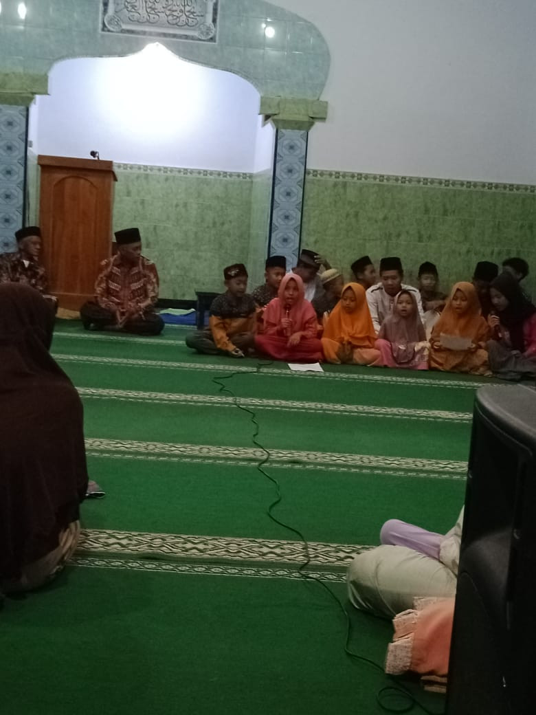 Pengajian isro' miroj RT 01  kragilan