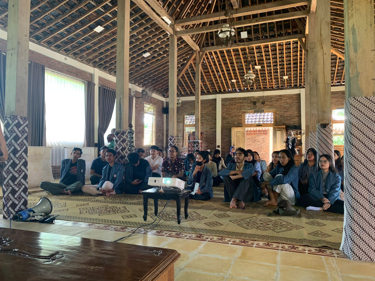 Kunjungan Deswita Sorasan