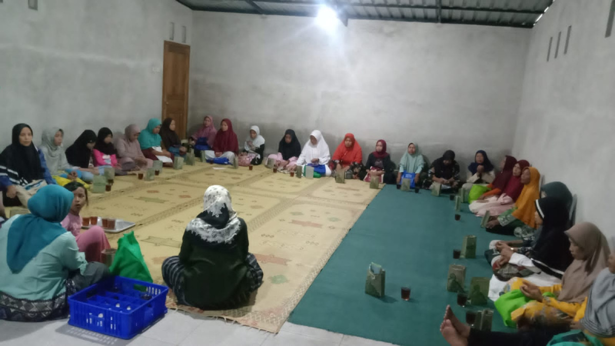 Yasinan Rutin ibu2 Sorasan