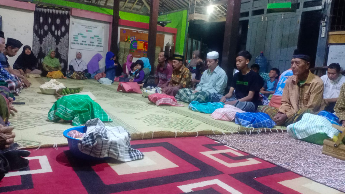 Sedekahan ri dumodosing Kalurahan Bimomartani ( dusun Kalibulus )