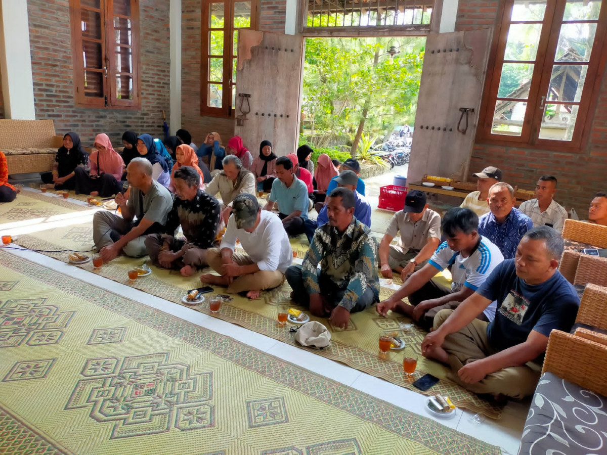 Rapat Pengurus Desa wisata Sorasan