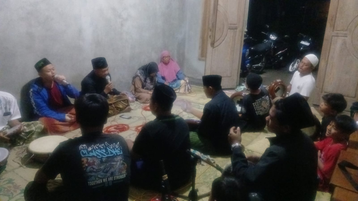 Latihan hadroh tegal jaten, balong