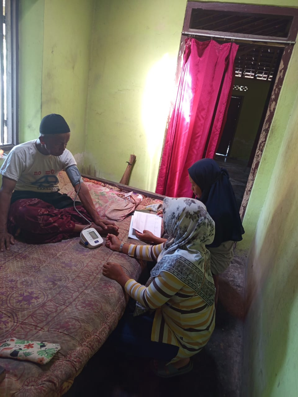 Kunjungn rumah lansia Tbc cokrogaten