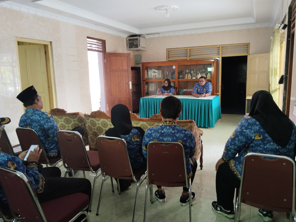 Breafing Senin Pemerintah Kalurahan Bimomartani