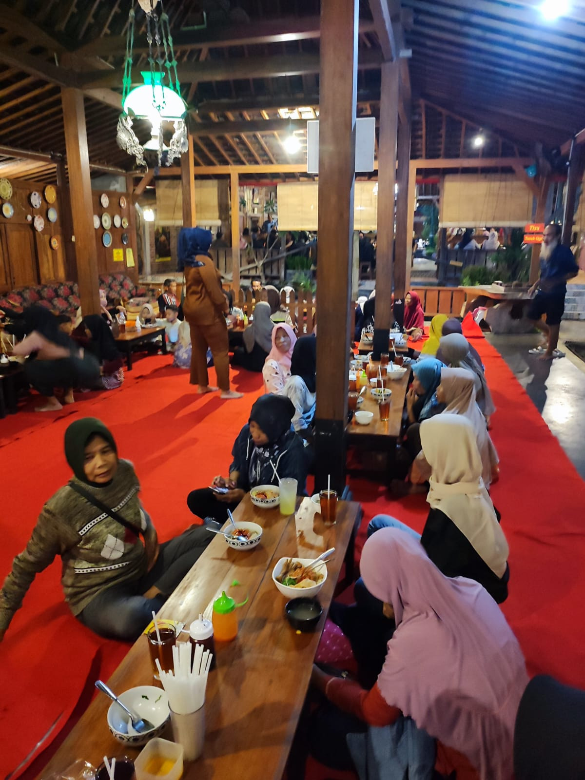 Buka puasa rt 01 rogobangsan