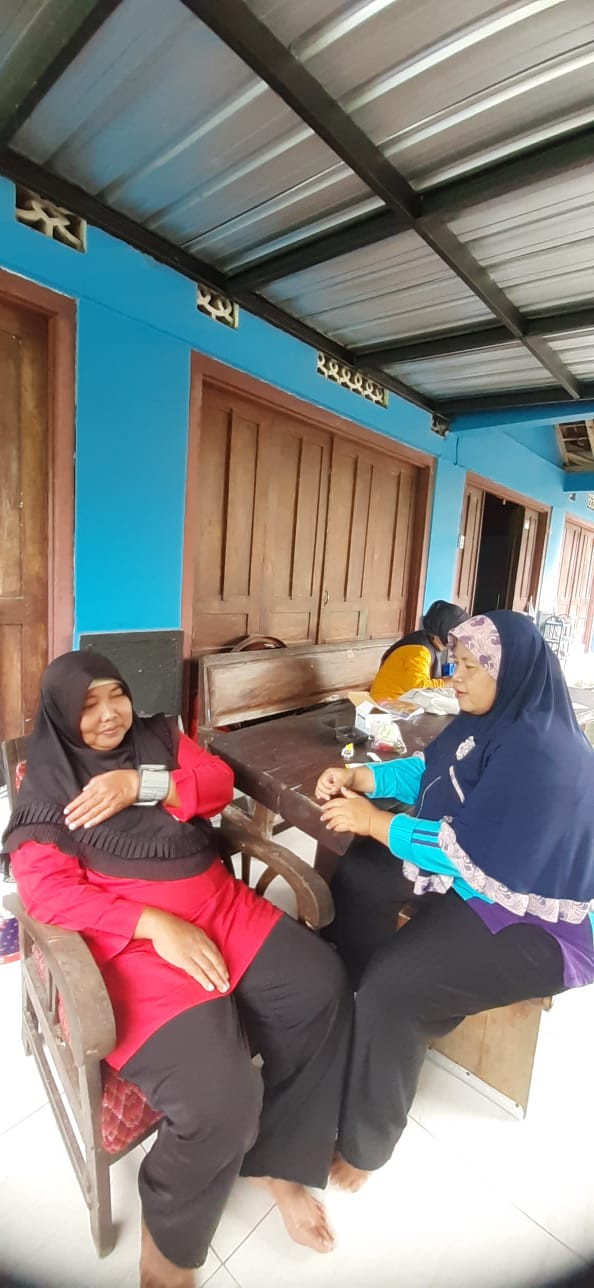 Kader Kragilan posyandu lansia