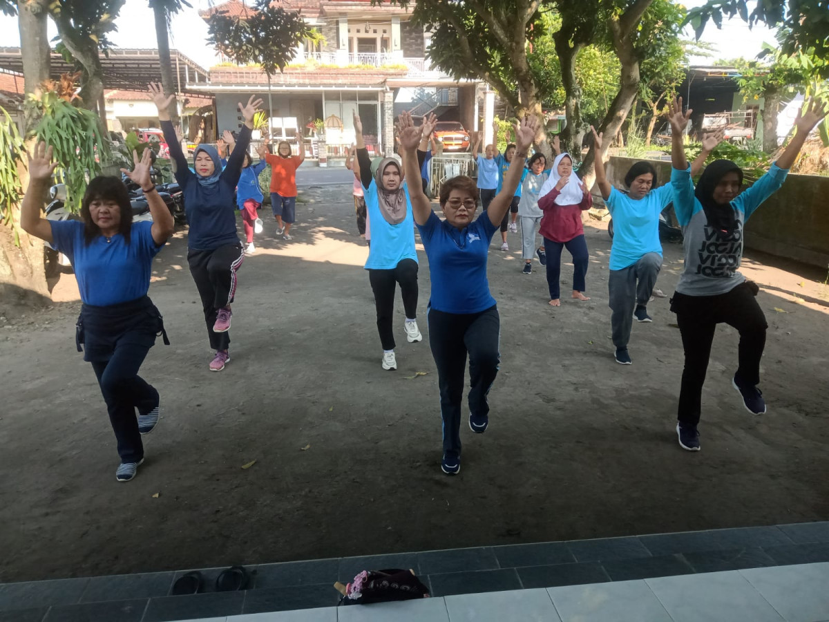 Senam sehat rutin dusun koroulon Kidul