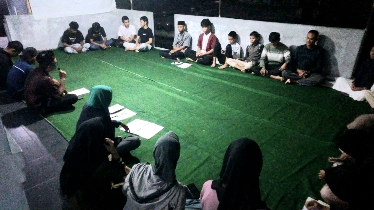 Pertemuan remaja masjid dusun Kalibulus