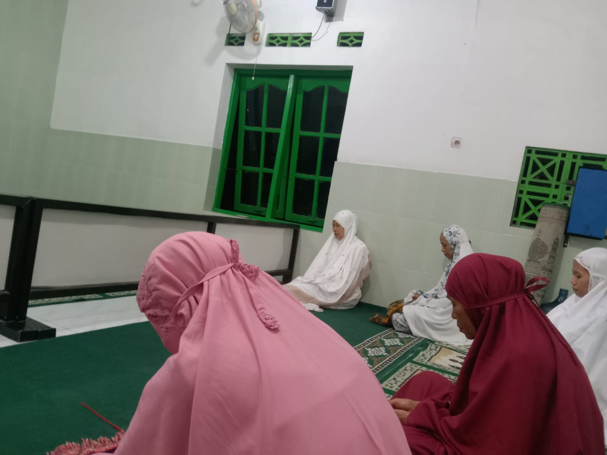Kajian Rutin mushola di Sorasan