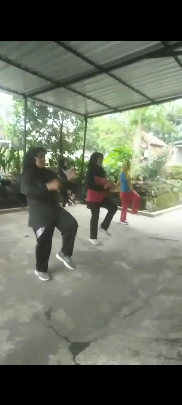 Senam sabtu sore balong