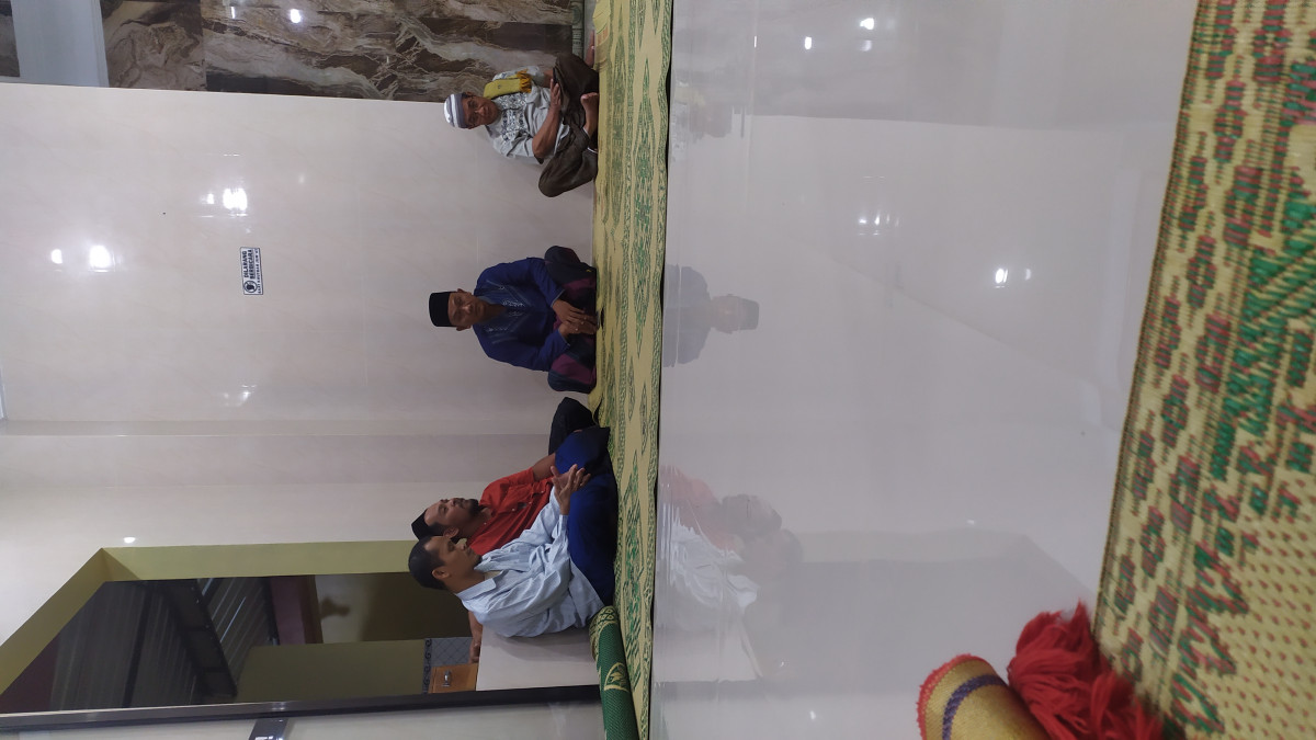 Pembahasan Kencleng di Masjid Al Ikhlas Koroulon lor