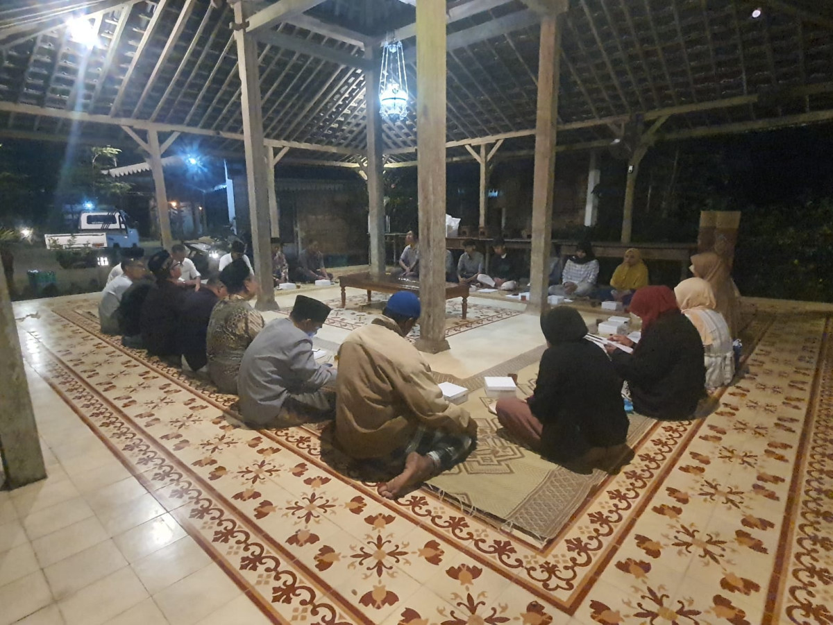 Musyawarah Dusun Sorasan
